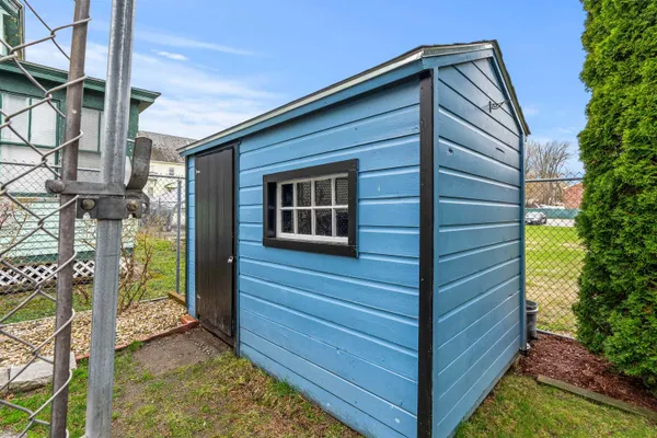 $475,000 | 5 Arlington Avenue, Nashua, NH 03060