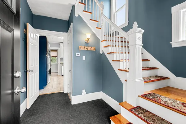 $475,000 | 5 Arlington Avenue, Nashua, NH 03060
