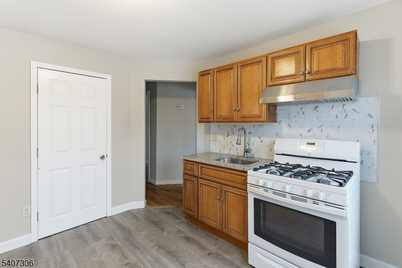 104 West High Street Somerville, NJ 08876 - Photo 10 of 29