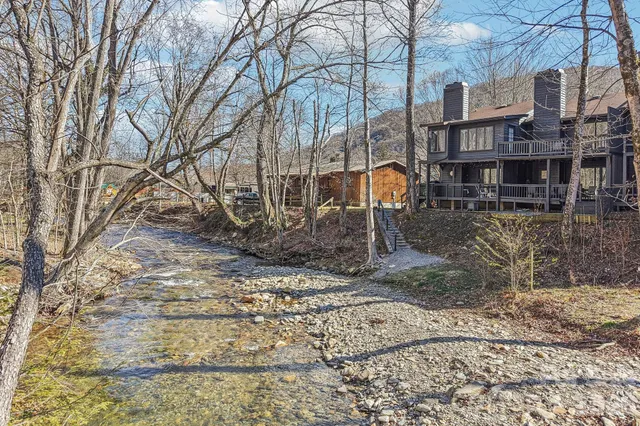 $439,000 | 129 Riverside Villa Drive, Maggie Valley, NC 28751