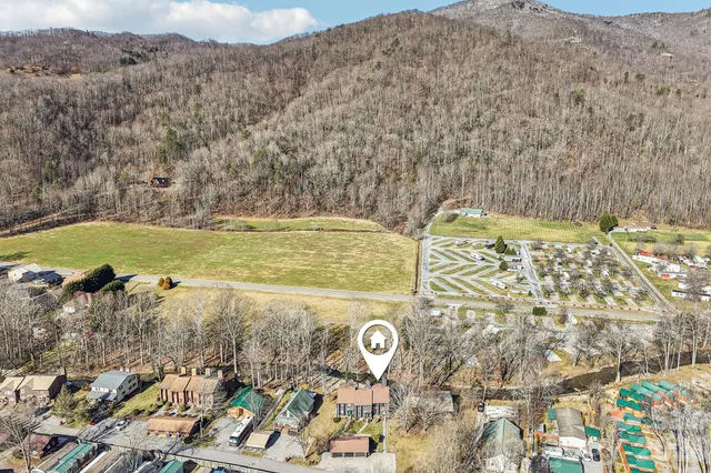 $439,000 | 129 Riverside Villa Drive, Maggie Valley, NC 28751