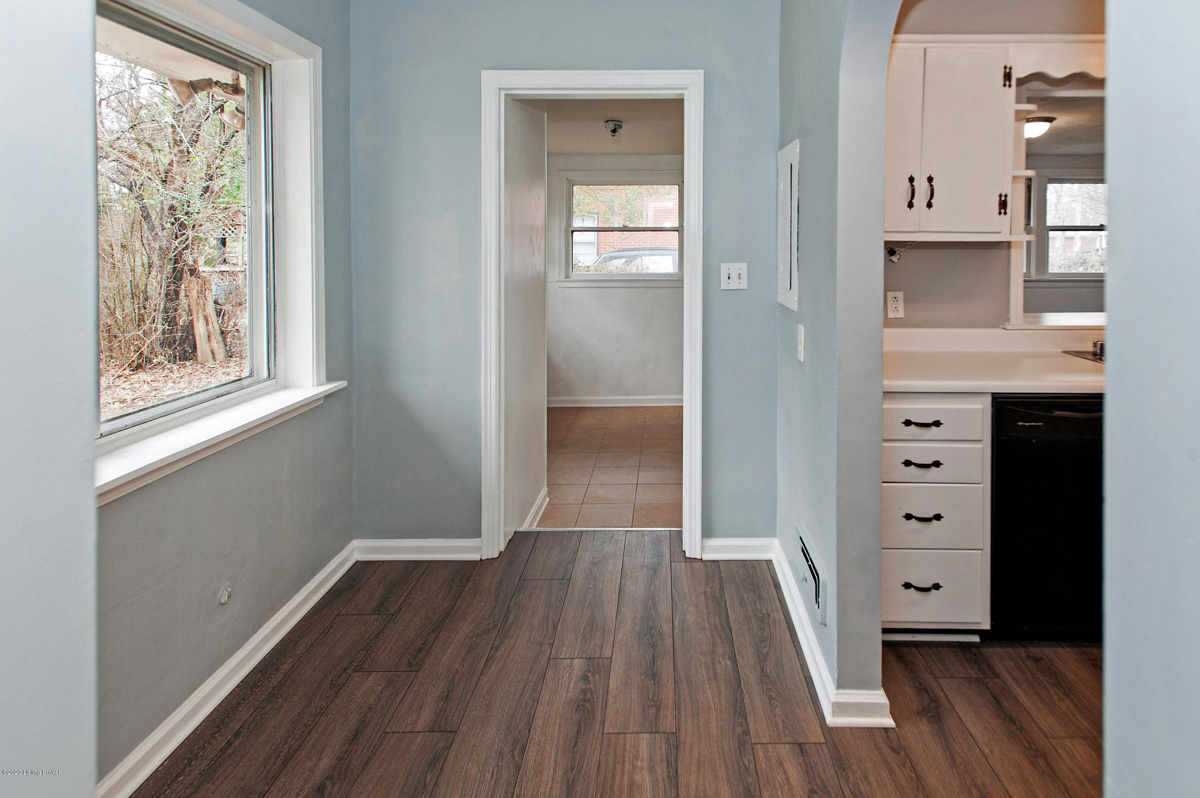 4512 Dover Road Louisville, KY 40216 - Photo 15 of 28 Dover D3M_8594
