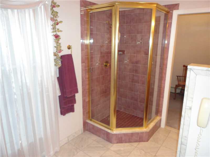 101 Tarkiln Road Mapleville, RI 02839 - Photo 20 of 25 Bathroom.