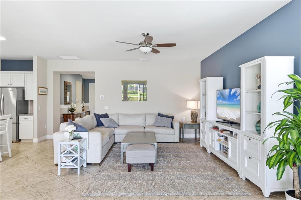 19454 Rizzuto Street Venice, FL 34293 - Photo 11 of 62