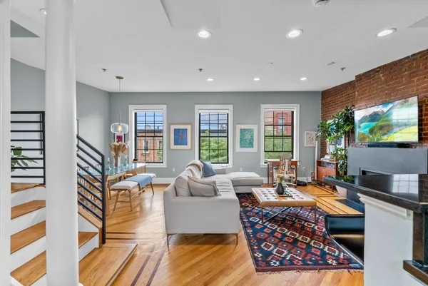 $1,245,000 | 121 Bloomfield Street, Unit 3, Hoboken, NJ 07030