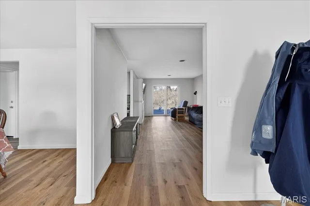 $325,000 | 107 Little Hill Court, Ballwin, MO 63011