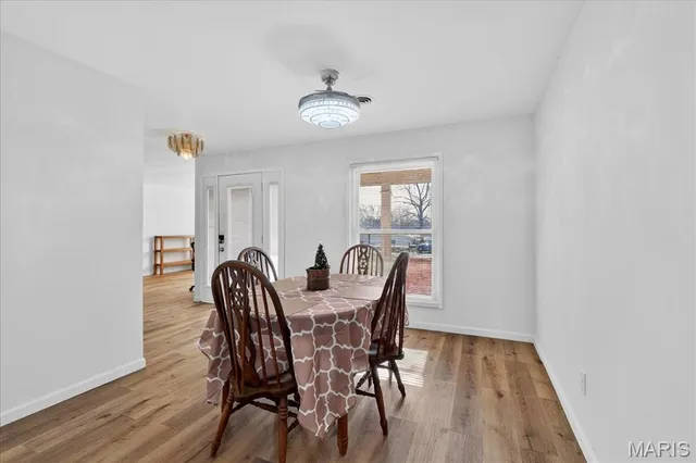 $325,000 | 107 Little Hill Court, Ballwin, MO 63011