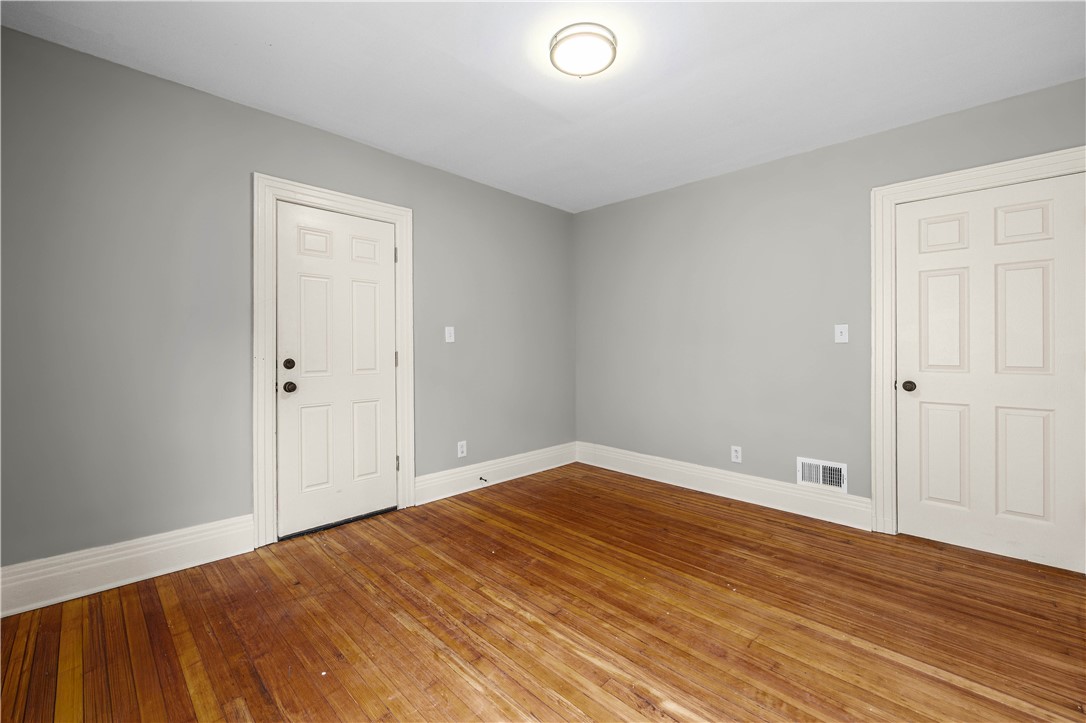 276 Parsells Avenue Rochester, NY 14609 - Photo 26 of 33