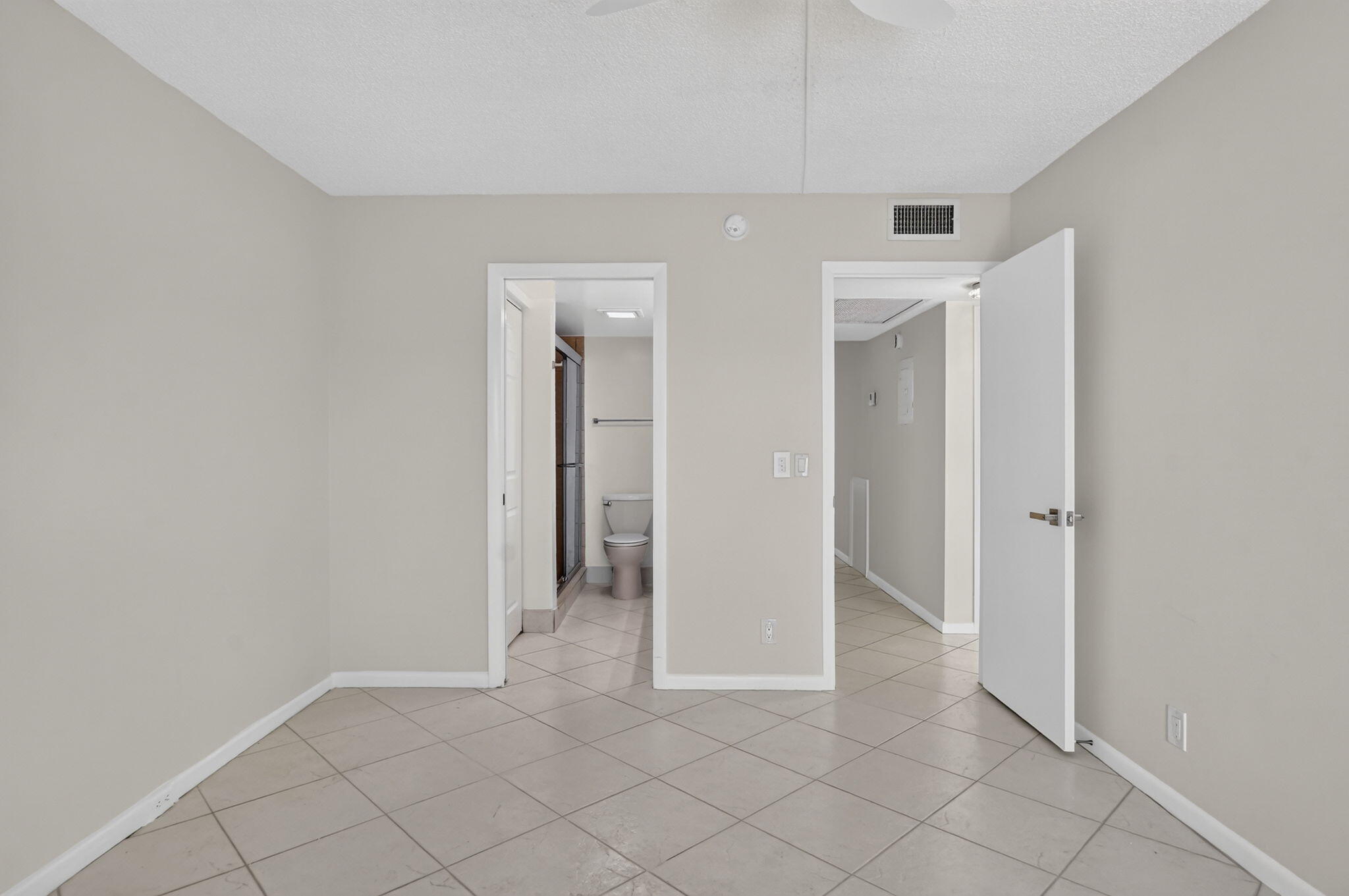 3057 Yarmouth C Boca Raton, FL 33434 - Photo 13 of 59 13-web-or-mls-DSC_5856