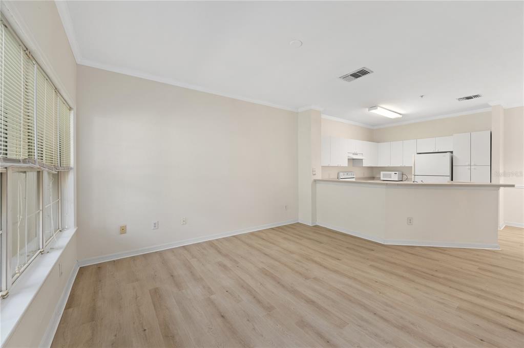 3593 Conroy Road, Unit 424 Orlando, FL 32839 - Photo 7 of 23 Gallery Image 7