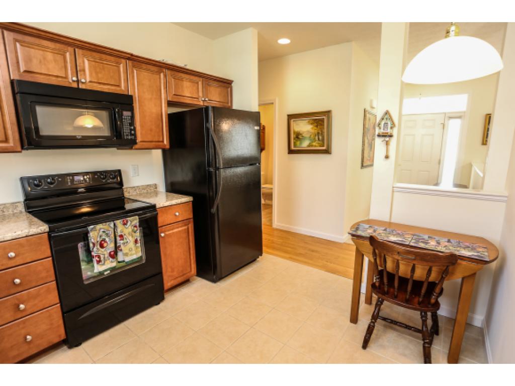 47 Old Stage Road, Unit 47 Litchfield, NH 03052 - Photo 11 of 20