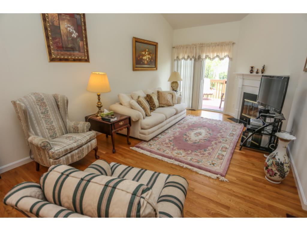 47 Old Stage Road, Unit 47 Litchfield, NH 03052 - Photo 7 of 20