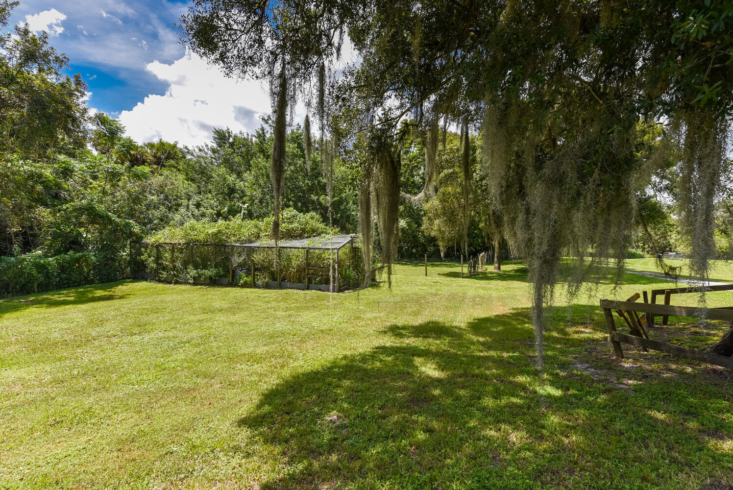 3646 South Jenkins Road Fort Pierce, FL 34981 - Photo 21 of 70 3646 S Jenkins Rd Fort Pierce-large-027-