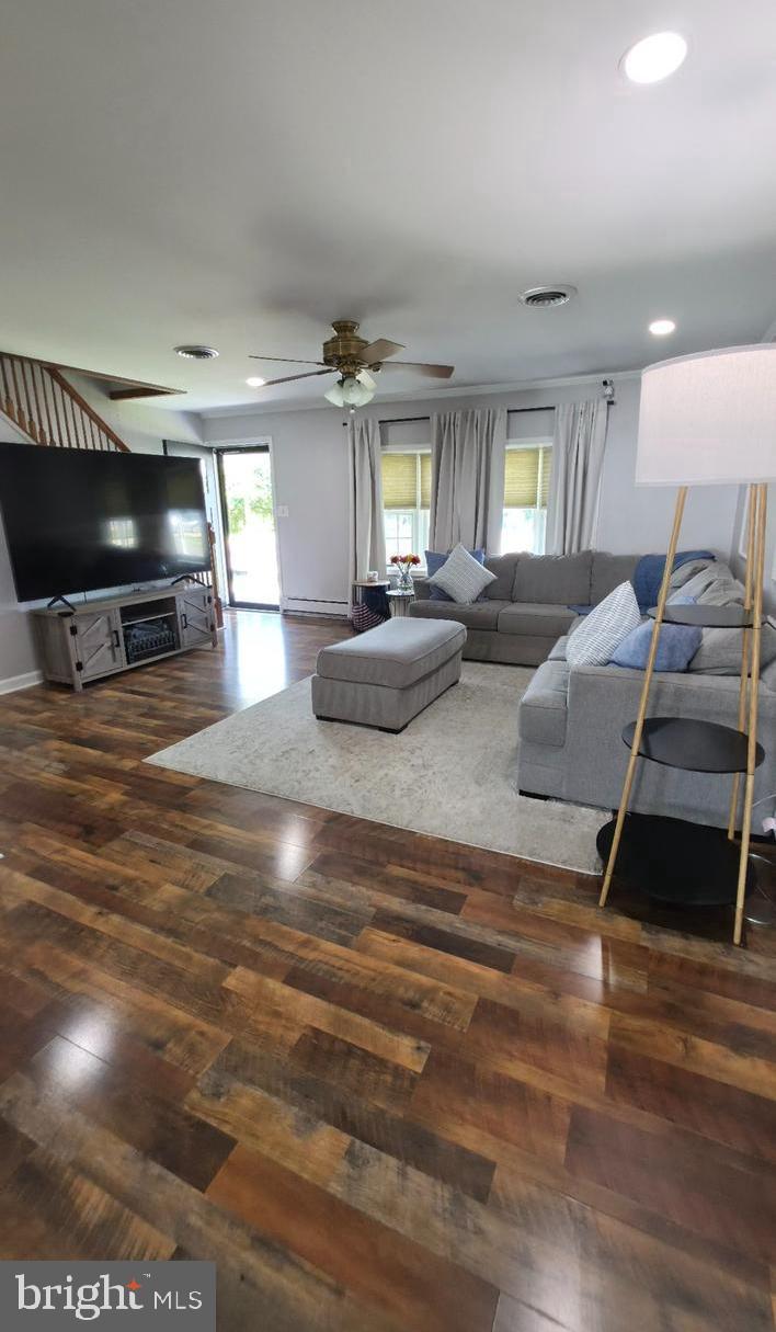60 Indigo Road Levittown, PA 19057 - Photo 5 of 23 Gallery Image 5