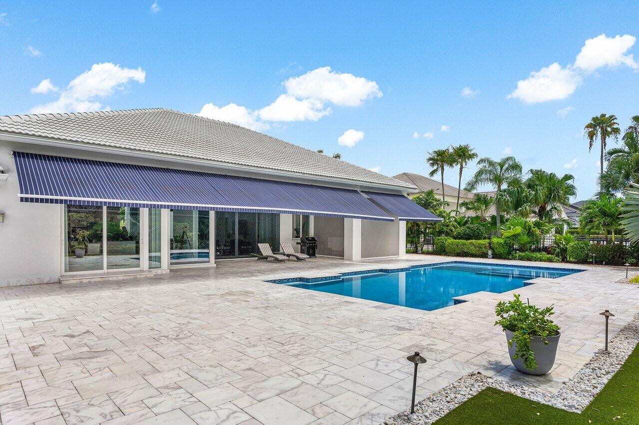 4824 Bocaire Boulevard Boca Raton, FL 33487 - Photo 43 of 71 Awning down