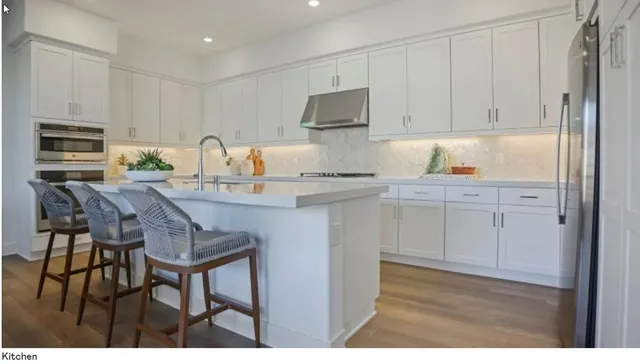 $5,800 | 431 Flycatcher, Irvine, CA 92618