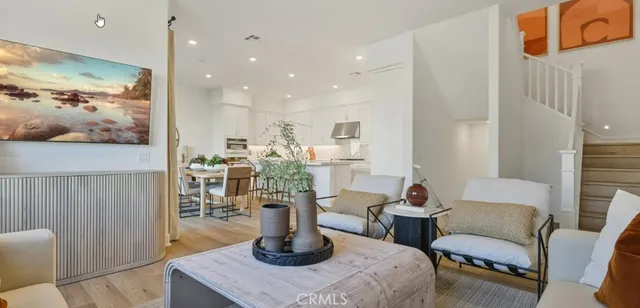 $5,800 | 431 Flycatcher, Irvine, CA 92618