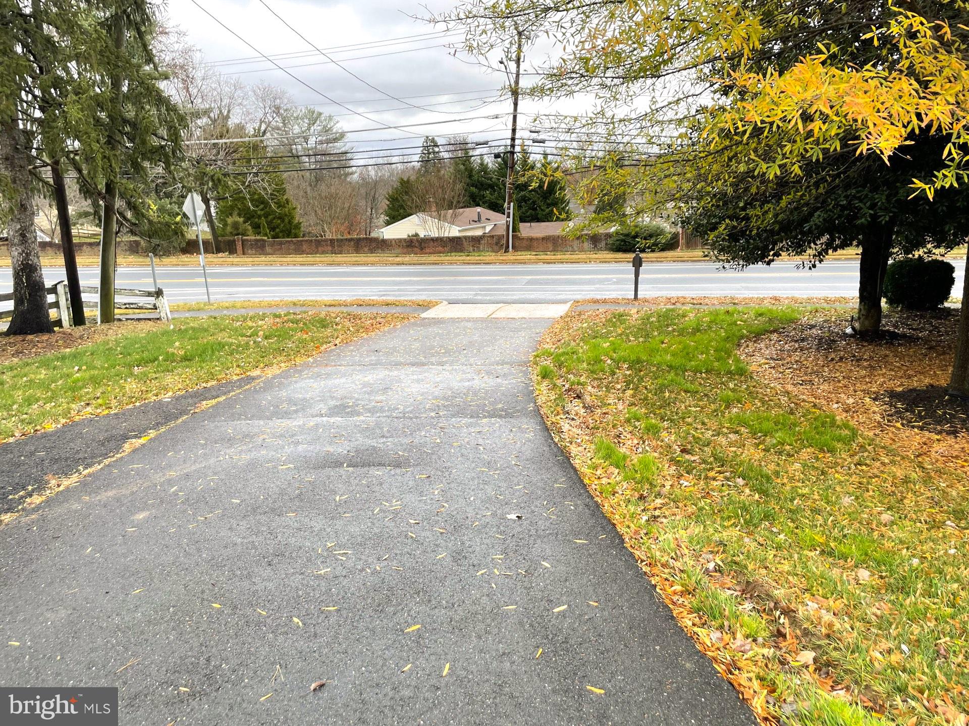 1882 Beulah Road Vienna, VA 22182 - Photo 3 of 47