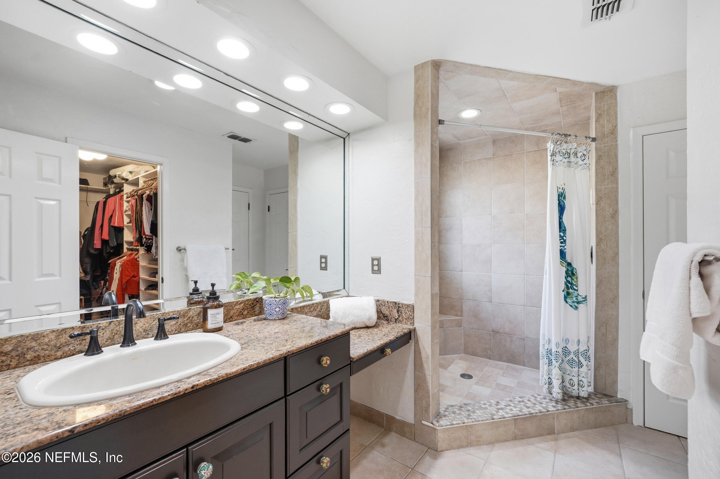 1890 Beachside Court Atlantic Beach, FL 32233 - Photo 18 of 40 Primary Bathroom