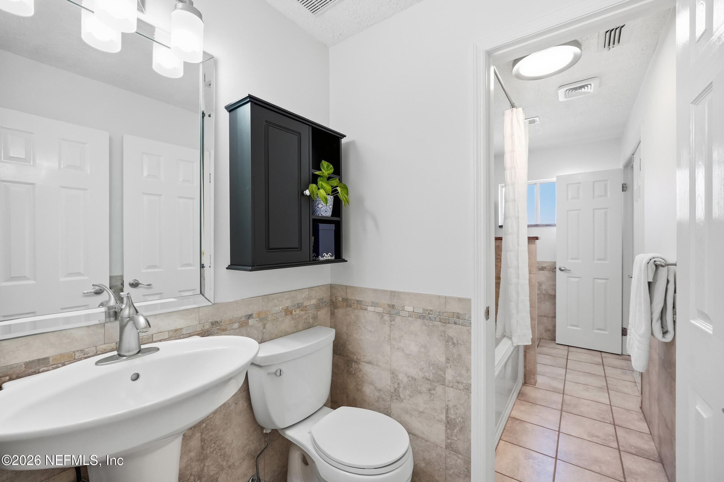 1890 Beachside Court Atlantic Beach, FL 32233 - Photo 28 of 40 2nd Floor Bath