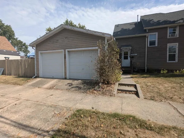 $1,350 | 1332 Swinney Avenue, Fort Wayne, IN 46802