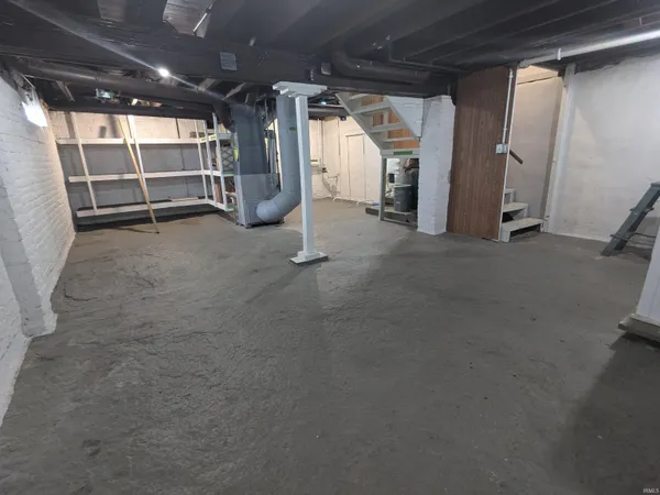 $1,350 | 1332 Swinney Avenue, Fort Wayne, IN 46802