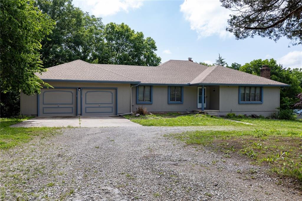 17635 Stubbs Station Road Camden Point, MO 64018 - Photo 3 of 59