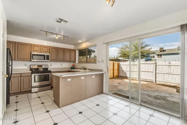 $268,000 | 10101 North 91st Avenue, Unit 140, Peoria, AZ 85345