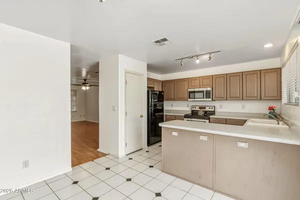 $268,000 | 10101 North 91st Avenue, Unit 140, Peoria, AZ 85345