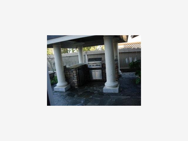 12 Rico Circle Salinas, CA 93907 - Photo 4 of 5 Gallery Image 4