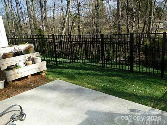 $2,050 | 4707 Craigmoss Lane, Charlotte, NC 28278