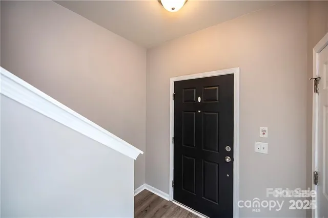 $2,050 | 4707 Craigmoss Lane, Charlotte, NC 28278