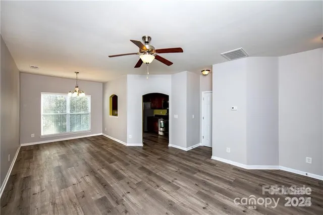 $2,050 | 4707 Craigmoss Lane, Charlotte, NC 28278