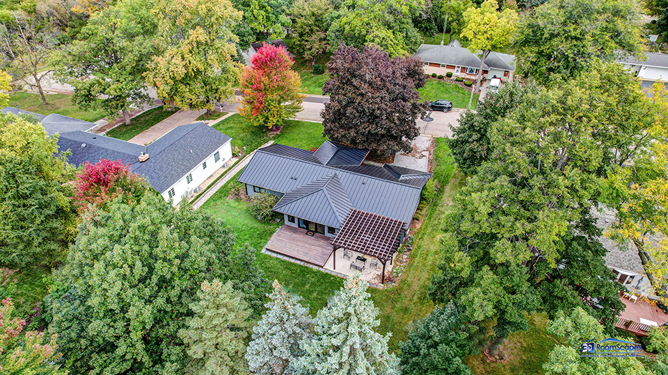 125 Hillcrest Drive Burlington, WI 53105 - Photo 45 of 52 an aerial view of house with yard