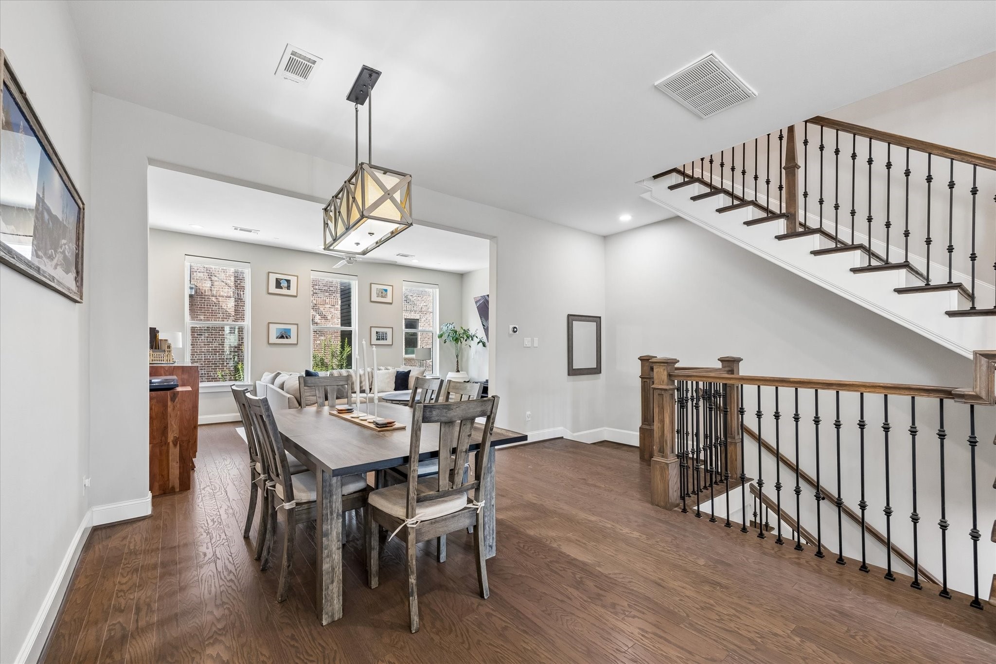 2913 Hicks Street Houston, TX 77007 - Photo 14 of 28 This spacious dining area is enhanced by elevated ceilings, timeless finishes, and an open concept layout ideal for entertaining.