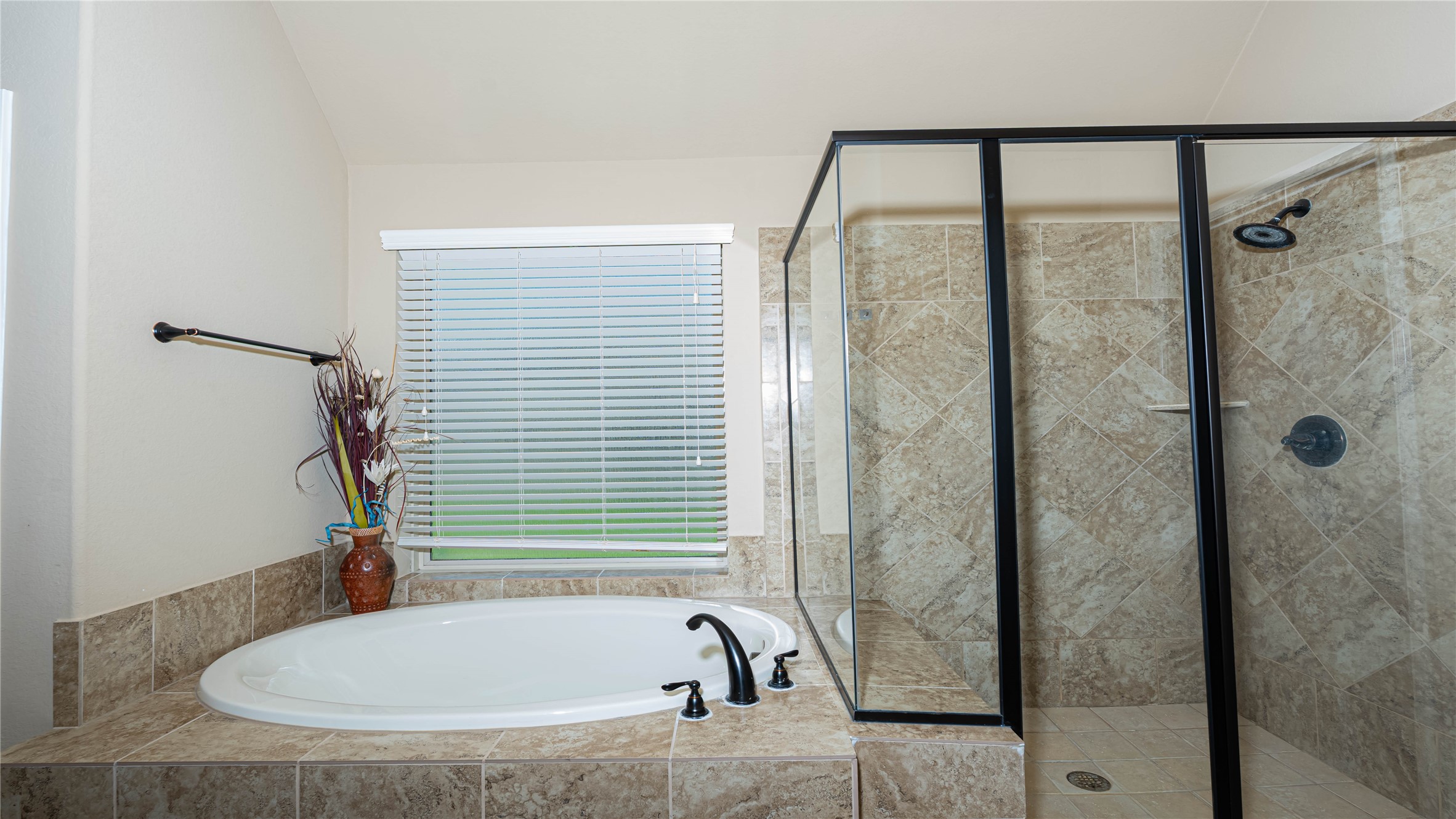 1601 Enchanted Brook Court Rosenberg, TX 77471 - Photo 30 of 35