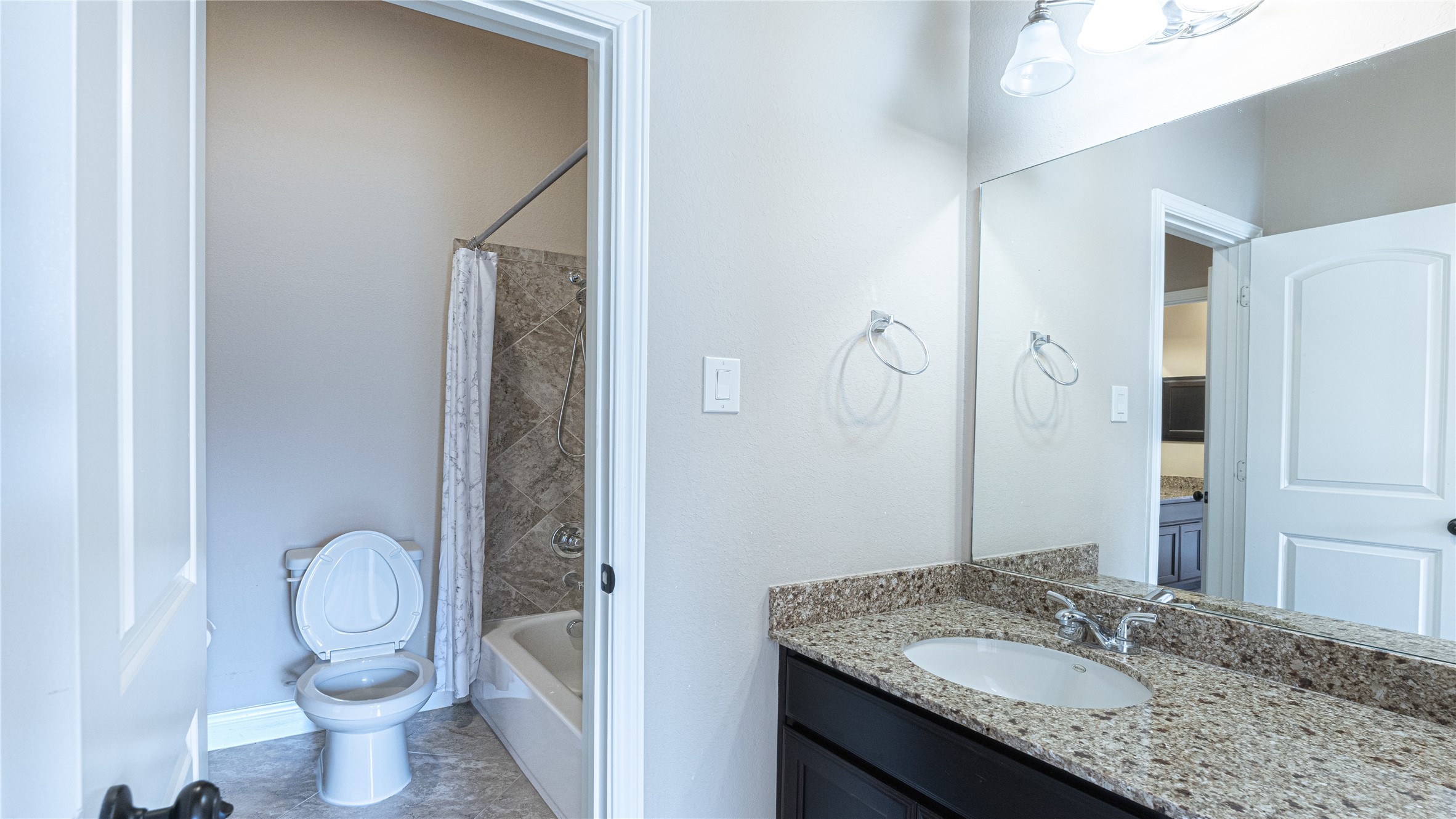 1601 Enchanted Brook Court Rosenberg, TX 77471 - Photo 8 of 35