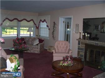 4206 Bridgeboro Road Moorestown, NJ 08057 - Photo 6 of 12 Living Room