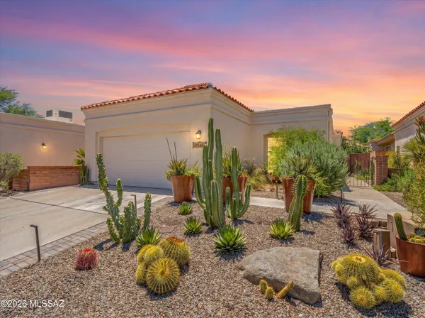 $749,000 | 5449 North Vía Papavero, Tucson, AZ 85750