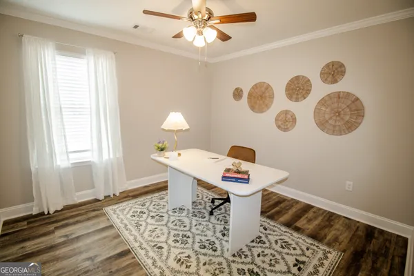 a table and chair in a room
