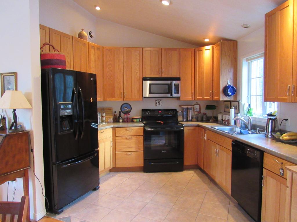 306 Gibbs Road Newport Town, VT 05857 - Photo 8 of 26 Gallery Image 8