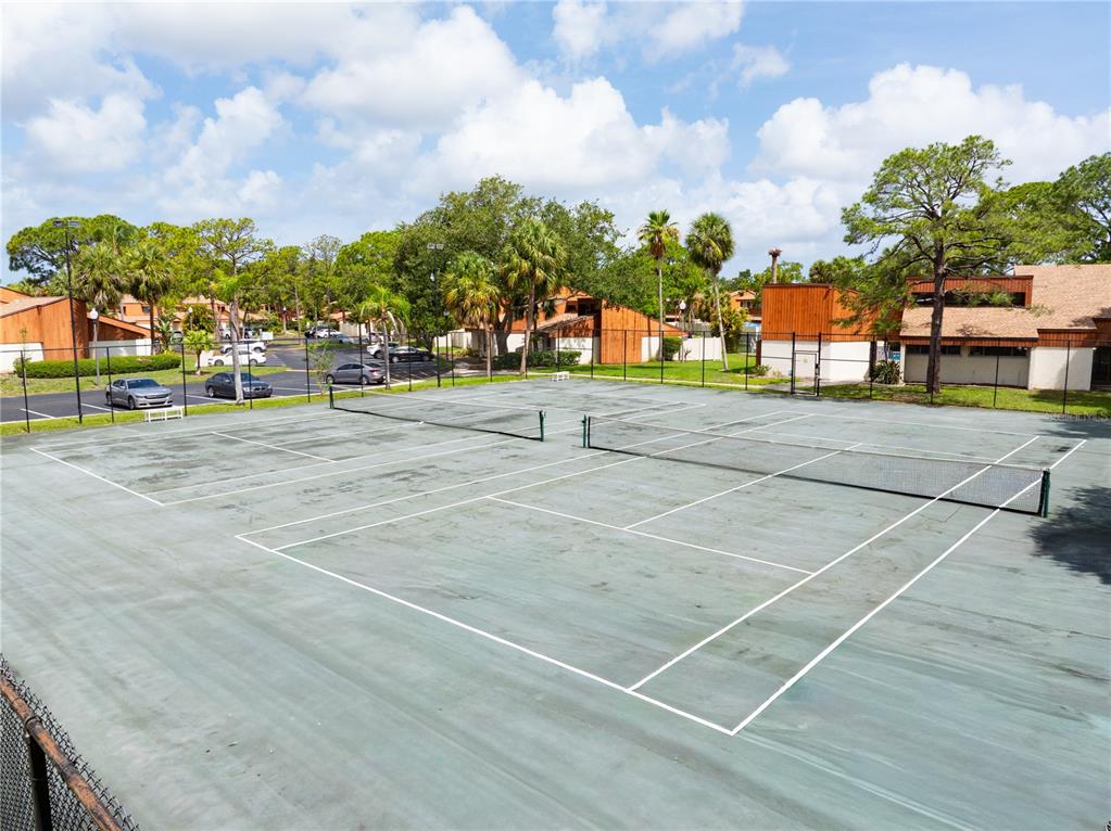 2060 Sunset Point Road, Unit 52 Clearwater, FL 33765 - Photo 30 of 33