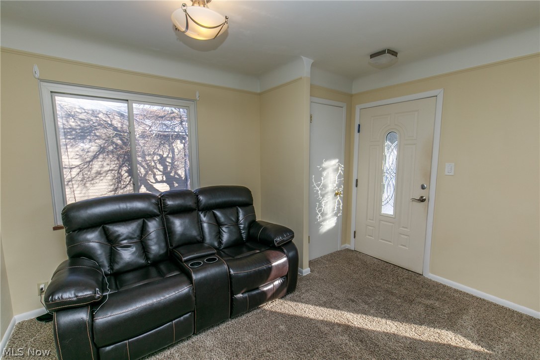 7306 Broadview Road Cleveland, OH 44134 - Photo 2 of 29