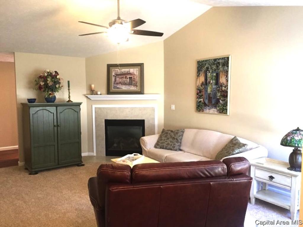 3602 Lytham Drive Springfield, IL 62712 - Photo 10 of 36 Gallery Image 10