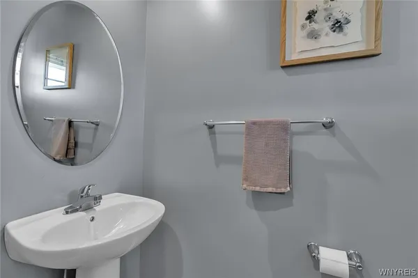 $304,900 | 144 South Drive, West Seneca, NY 14218