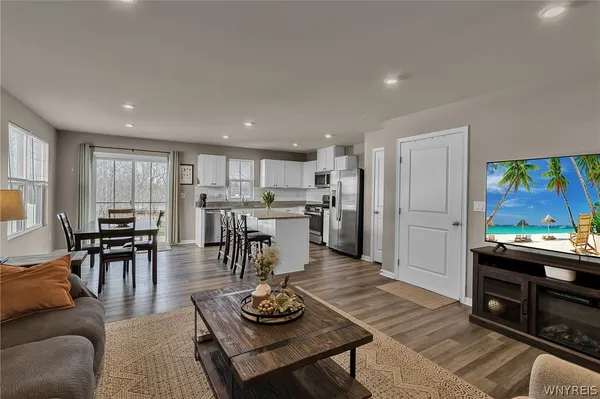 $304,900 | 144 South Drive, West Seneca, NY 14218