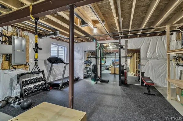 $304,900 | 144 South Drive, West Seneca, NY 14218