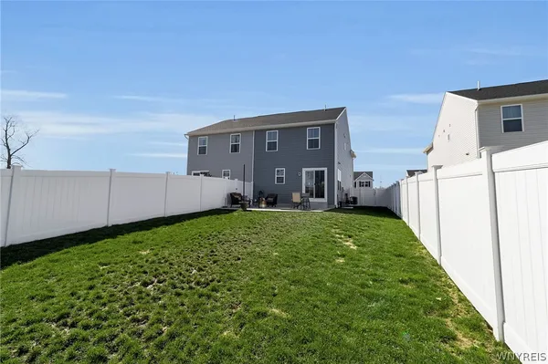 $304,900 | 144 South Drive, West Seneca, NY 14218