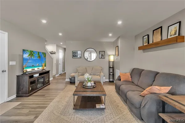 $304,900 | 144 South Drive, West Seneca, NY 14218