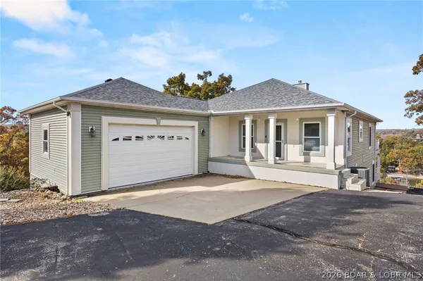 $625,000 | 35 Great Escapes Lane, Camdenton, MO 65020